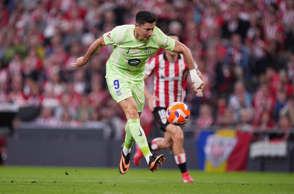 鲍威尔爆发，高诗岩关键三分制胜，山东男篮险胜北京