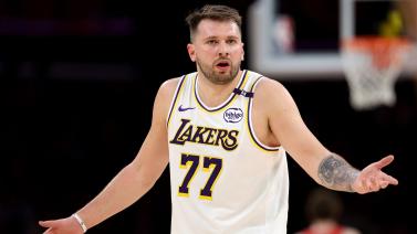 格外耀眼，百度地图APP搜“泰州”会出现“泰州总冠军”字样